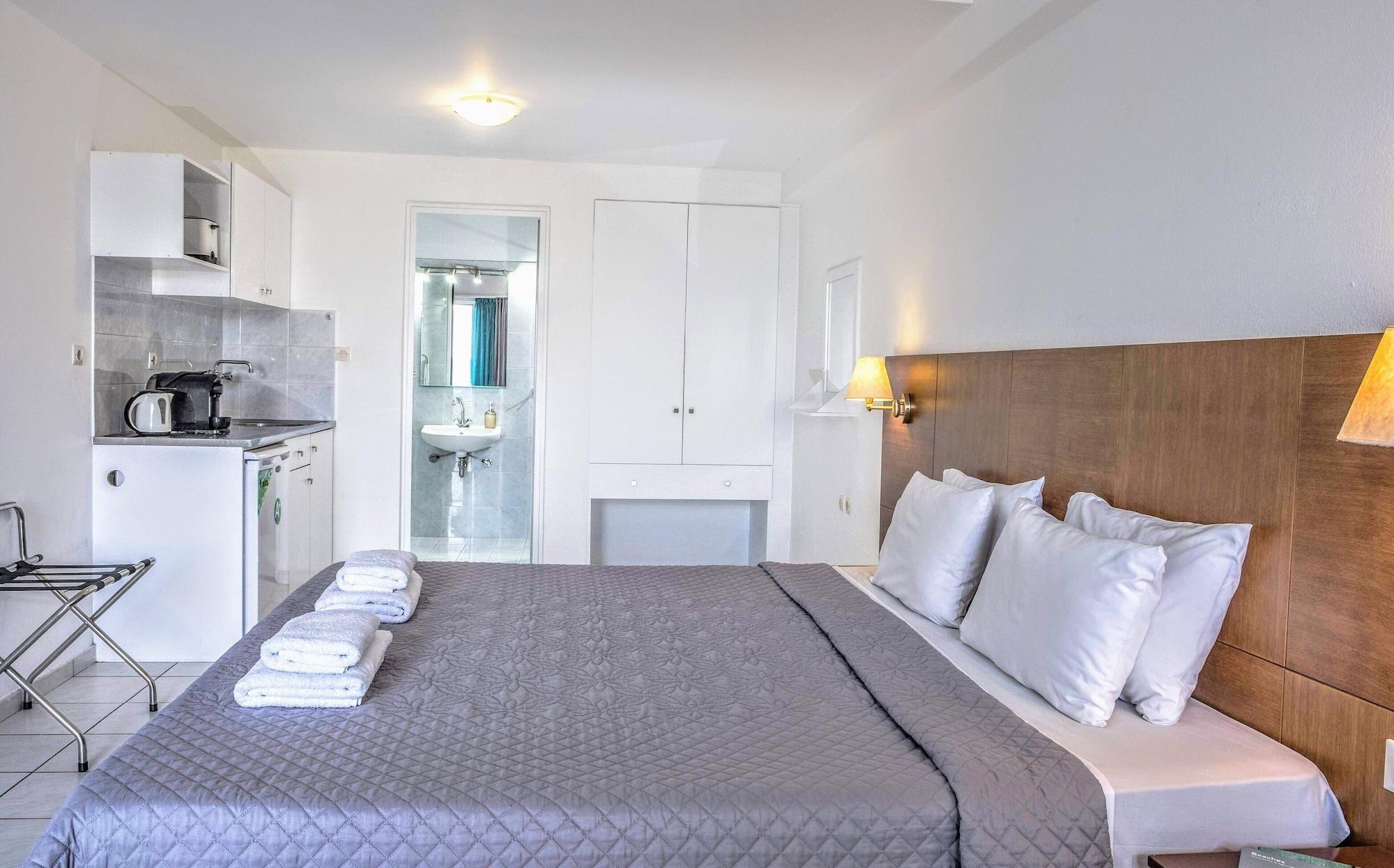 Mirabella Apartments Agios Nikolaos  Bagian luar foto