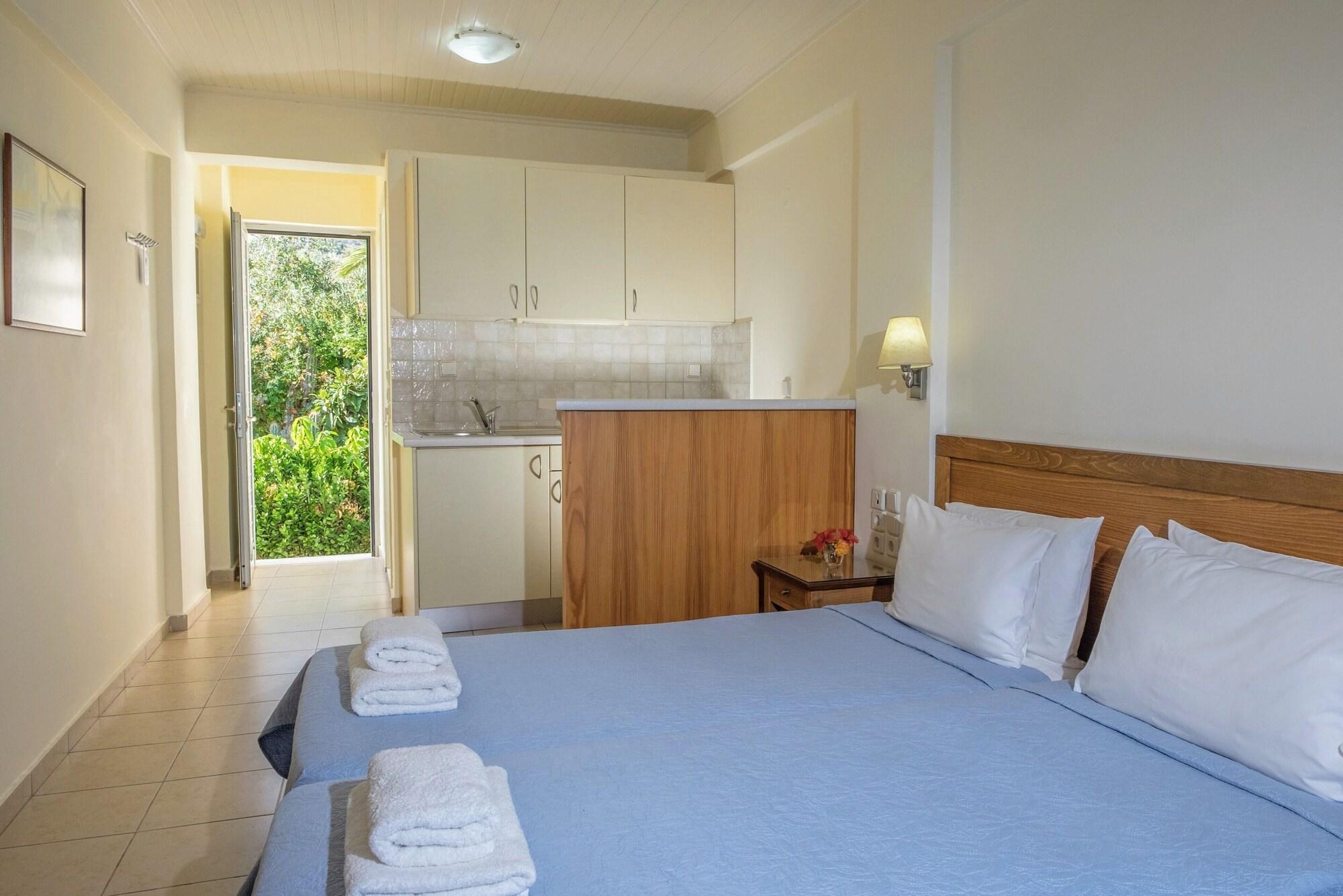 Mirabella Apartments Agios Nikolaos  Bagian luar foto